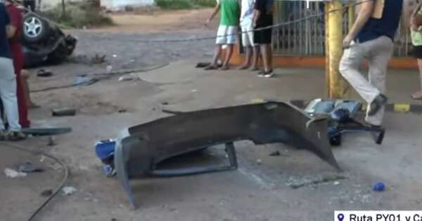 Diario HOY | Muere un joven automovilista al chocar contra una columna