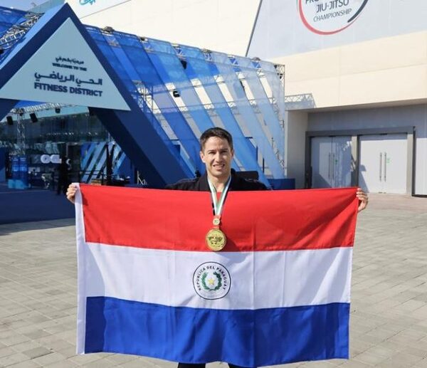 Paraguayo gana mundial de Jiu Jitsu en Emiratos Árabes Unidos