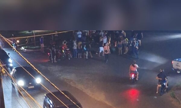 Motochorros asaltaron una bodega y al huir tuvieron un accidente: uno falleció