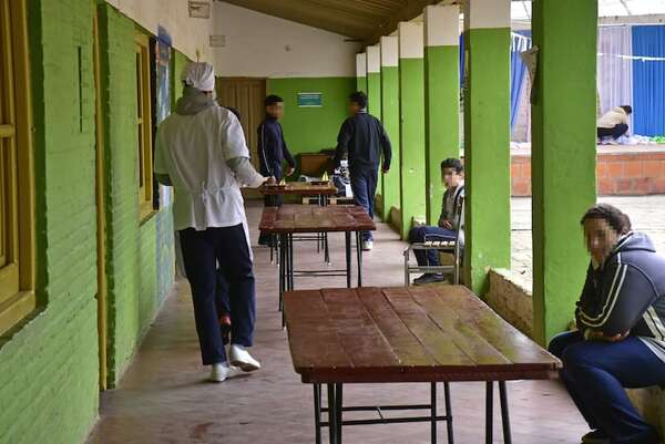 Hambre Cero: Desarollo Social repuso almuerzo escolar en 8 escuelas de Itá - Nacionales - ABC Color