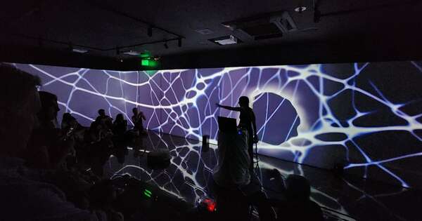 La Nación / Expyfest ofrece experiencias inmersivas en un festival de arte y tecnología