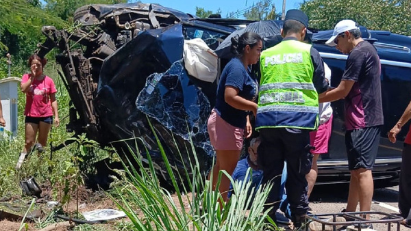 Familia muere en trágico choque en Ecovía; niña de 8 años luchando por su vida