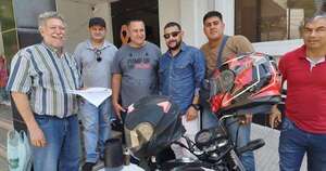 La Nación / Exagentes penitenciarios siguen en huelga de hambre para exigir recontratación