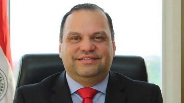 Varela defiende excepción de Ley de Servicio Civil