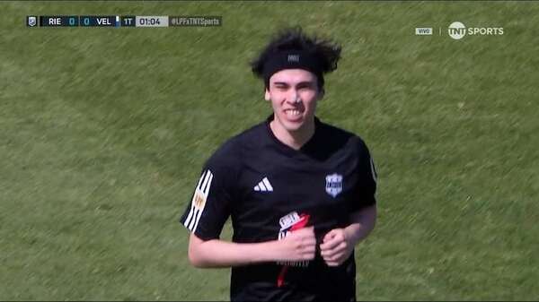 Insólito: ¡El streamer Spreen debutó en la primera de Riestra! - Fútbol Internacional - ABC Color