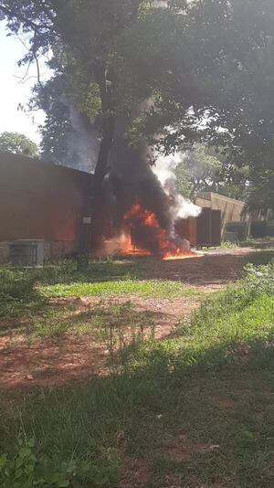 Controlan incendio de transformadores en Villa Elisa - Policiales - ABC Color