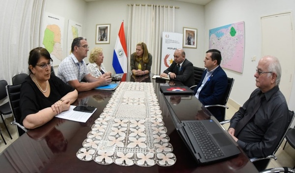 Ministerio de Salud planifica inmunización de menores de seis meses contra virus sincitial - .::Agencia IP::.