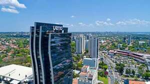 Ueno bank abre las puertas a la cumbre de líderes del sector bancario  - Negocios - ABC Color