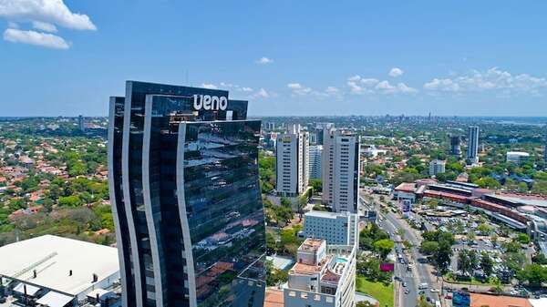 Ueno bank abre las puertas a la cumbre de líderes del sector bancario - Negocios - ABC Color