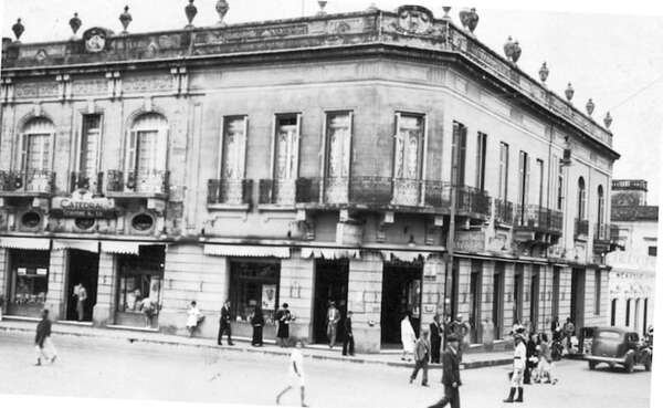Laboratorios Catedral: 119 años de calidad en tus manos - Empresariales - ABC Color