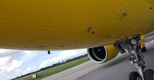 La Nación / Avión que llegaba a Haití recibió disparos