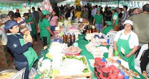 Ferias frutihortícolas generan buenos ingresos a productores