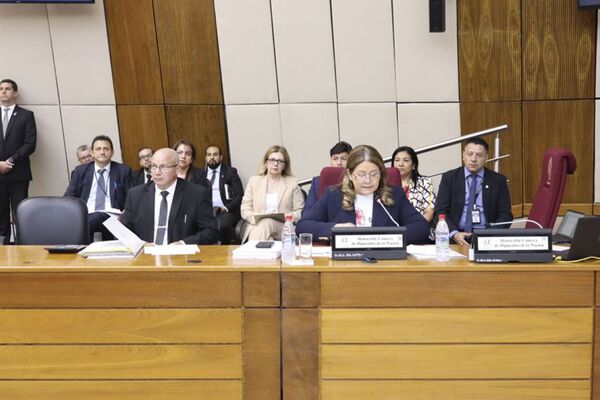 Con enfoque prioritario hacia sectores de salud y educación, aprobaron el PGN 2025 - Unicanal