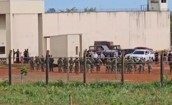 Presos de alta peligrosidad son trasladados a cárcel de Minga Guazú