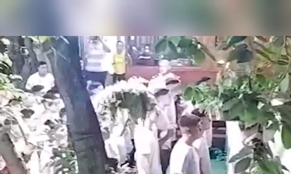 (VIDEO)Viralizan video de jefe de eventos deportivos dando saplé a aspirantes