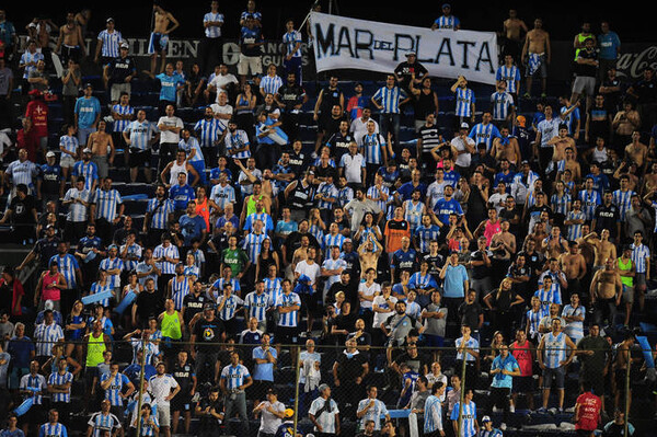 Paraguay se prepara para recibir a 60 mil hinchas: Realizan intensos controles en la frontera