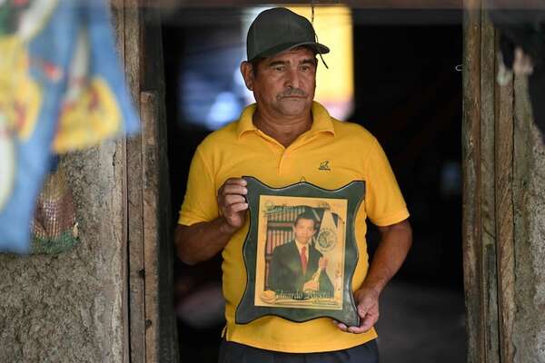 “Prueba de vida”: el clamor de las familias de presos en El Salvador de Bukele - Mundo - ABC Color