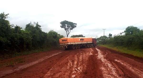 Ruta Abaí-Tarumá: el suplicio de los usuarios en cada lluvia - Nacionales - ABC Color