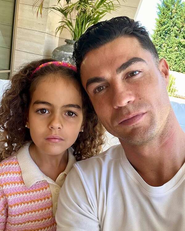 Cristiano Ronaldo celebra la vida de su princesa Alana - Gente - ABC Color