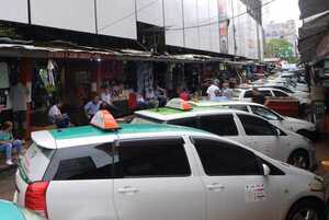 A taxistas paraguayos no les afecta el acuerdo derogado en Puerto Yguazú - La Clave