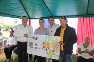 Gobierno entrega más de G. 1.000 millones para la inversión productiva de San Pedro - .::Agencia IP::.