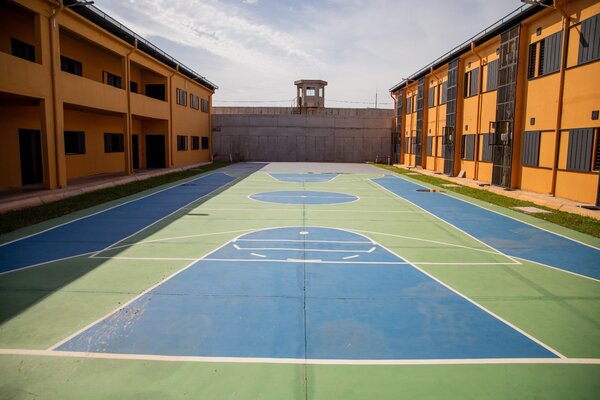 Avanzan equipamiento y capacitación para tener plenamente operativas nuevas penitenciarías - .::Agencia IP::.