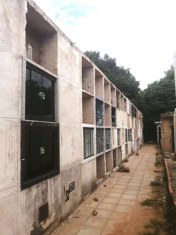 Denuncian supuesta reventa de columbarios en el cementerio de Paraguarí - Nacionales - ABC Color