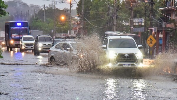 Anuncian frente y tormentas eléctricas