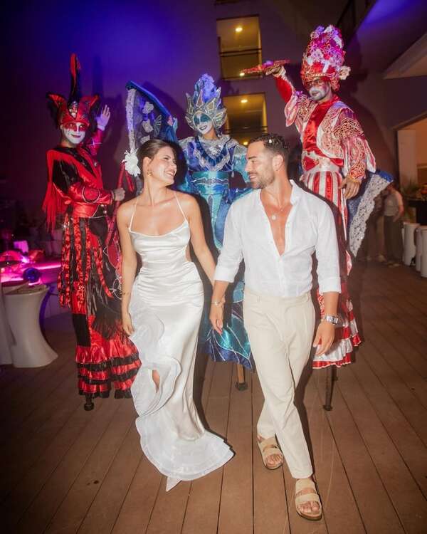 ¡Mañana se casan Alba Riquelme y Renato Prono en Cuba! Te mostramos las fotos de la fiesta de bienvenida - Gente - ABC Color