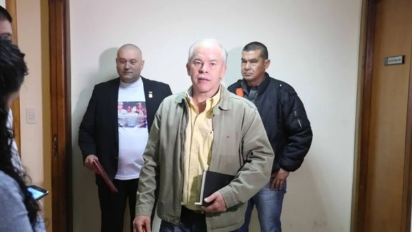 Suspenden juicio a Walter Bower por internación de Juez