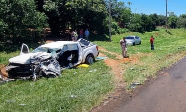 Feo accidente en Misiones dejó cuatro heridos y los vehículos chalái