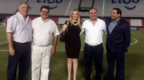 Diario HOY | La echan porque no conseguía entradas para ver a la Albirroja