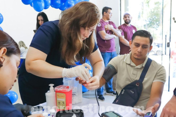 UCP en Acción: Campaña de Noviembre Azul con trabajadores de la construcción en la sede de la Gobernación de Amambay - El Nordestino
