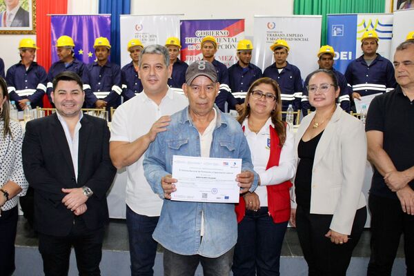 Más de 250 profesionales recibieron certificación y herramientas para el trabajo en Concepción - .::Agencia IP::.