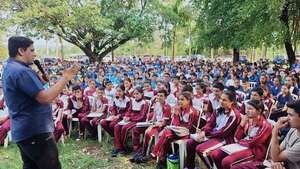 Sigue el trabajo para incluir el cooperativismo en las escuelas - Economía - ABC Color