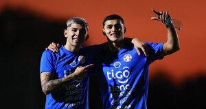 Versus / ¿Qué pasó? Rápida movida de APF para 'rescatar' a Ramón Sosa y Miguel Almirón