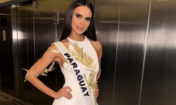 [VIDEO] ¡Ñande Miss Universo mandó traer hinchada propia para las finales!