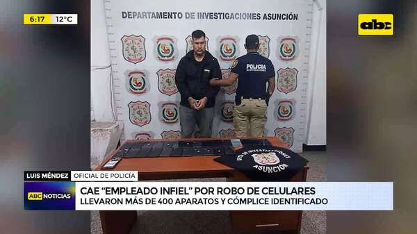 Video: Trabajador de un empresa fue detenido por robar 400 celulares - ABC Noticias - ABC Color
