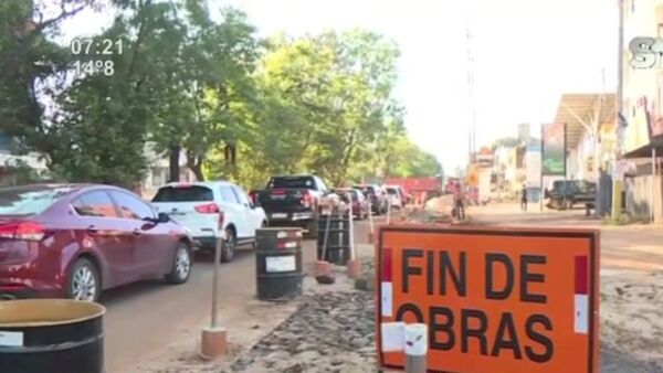 Desvíos por obras en Avenida Mcal. López generan molestias - SNT