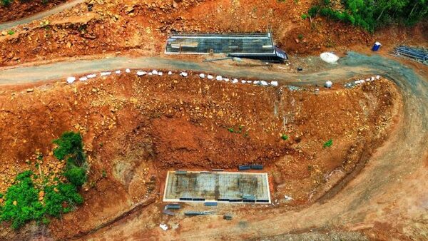 Prosiguen las obras del nuevo puente sobre el río Monday