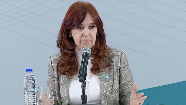 Cristina Kirchner condenada a 6 años de prisión