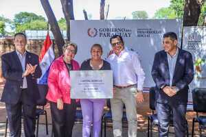 Promoción e Inclusión Socioeconómica: entrega de capital semilla para impulsar pequeños emprendimientos • PARAGUAY TV