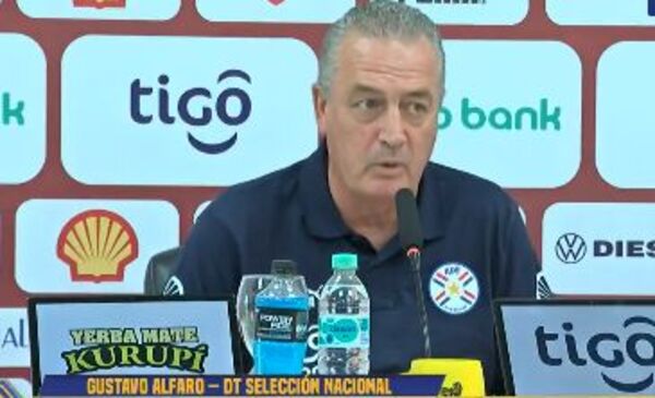 Gustavo Alfaro habló de cómo neutralizar a Messi