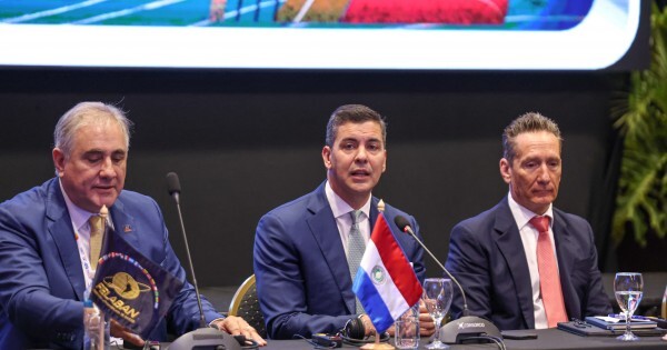 En Felaban, Peña presume de la economía paraguaya: "Tenemos uno de los sistemas financieros más sólidos"