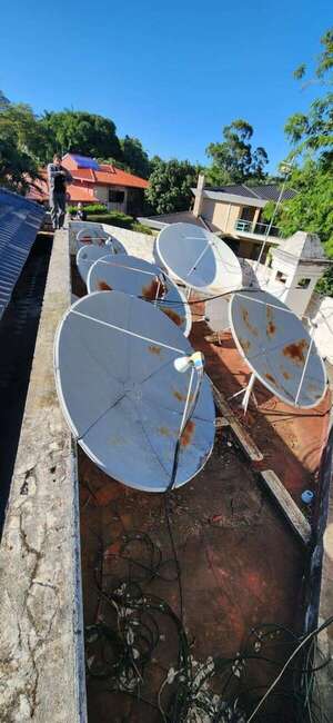 Intervienen casa en Paraná Country Club por emisión clandestina de señales de televisión - ABC en el Este - ABC Color