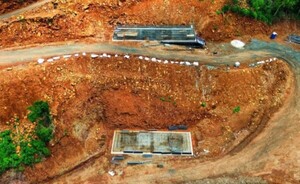 Prosiguen las obras del nuevo puente sobre el río Monday