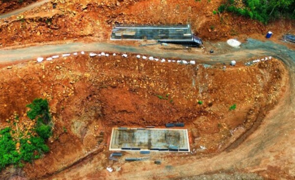 Prosiguen las obras del nuevo puente sobre el río Monday