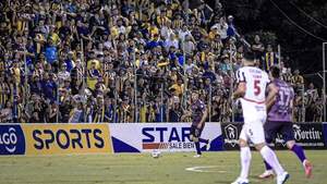 Luqueño decepcionó a su público y quedó eliminado de la Copa Paraguay •