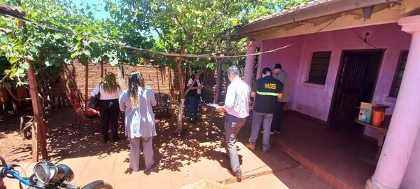 Allanan vivienda y rescatan especies de cotorritas por presunta transgresión de la Ley 9296 - PDS RADIO Y TV
