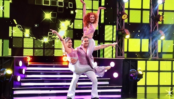 Steffy abrió la noche del "Baila"con alegría, pero no convenció a Calderini - Teleshow